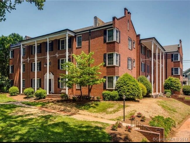 Photo - 1337 E Morehead St