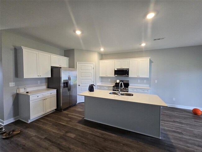 1010 Garden Ln