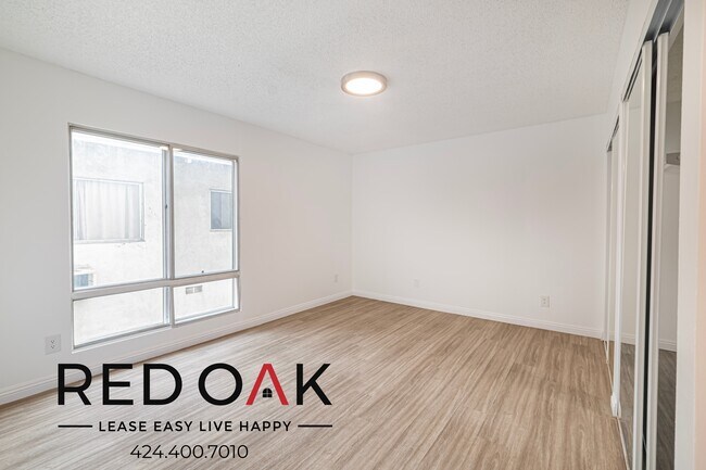 Photo - 6072 Franklin Ave Unit 101