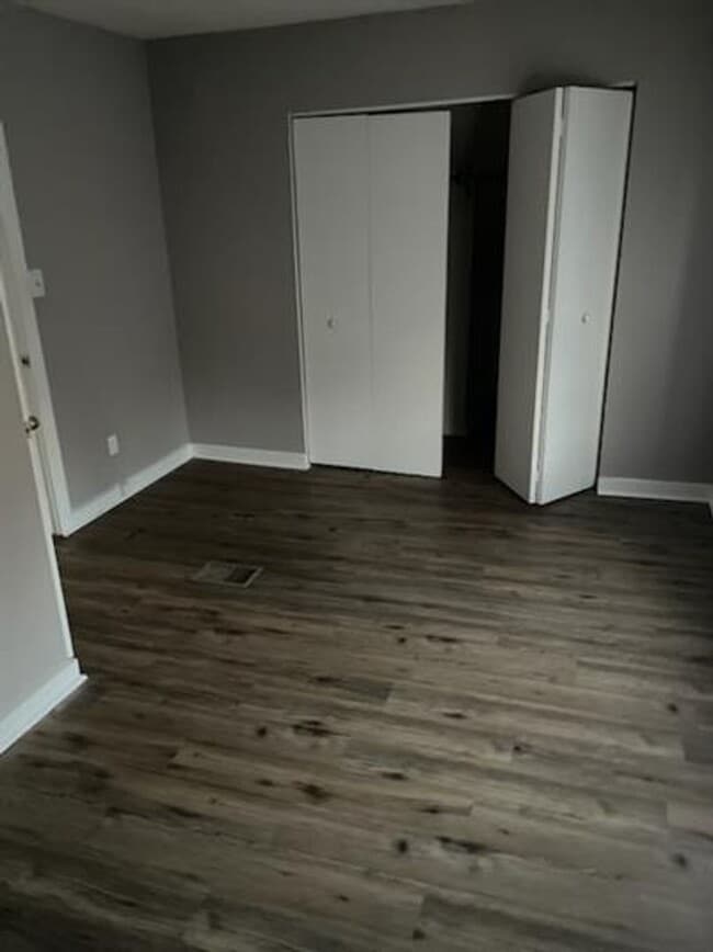 Photo - 605 N Prairie St