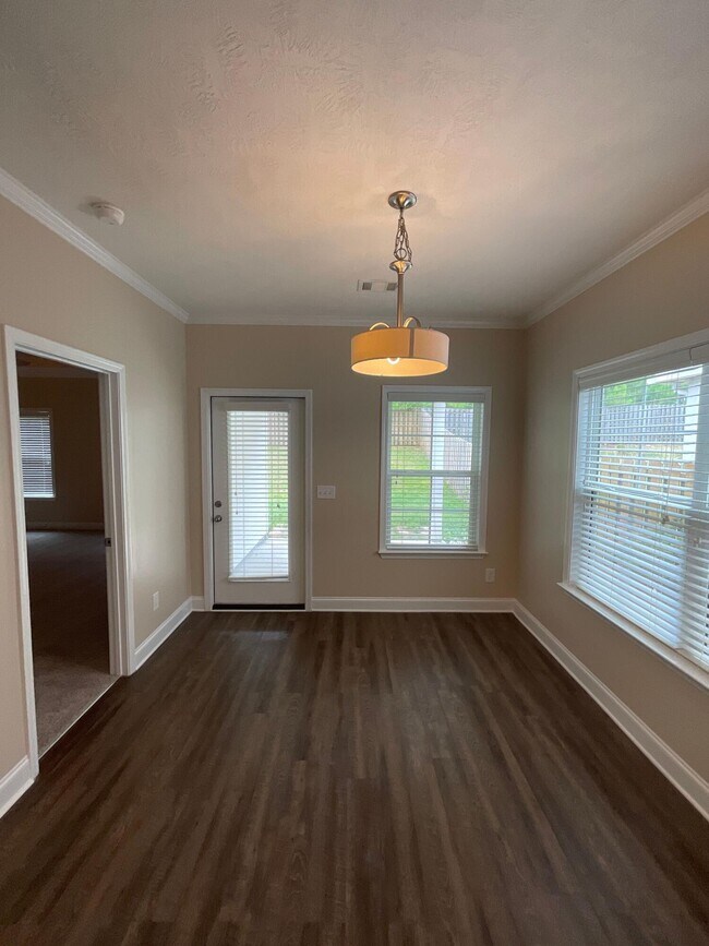 Photo - 5798 Whispering Pnes Wy