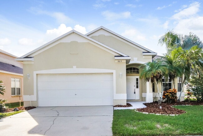 Building Photo - 1613 Wakefield Dr Rental