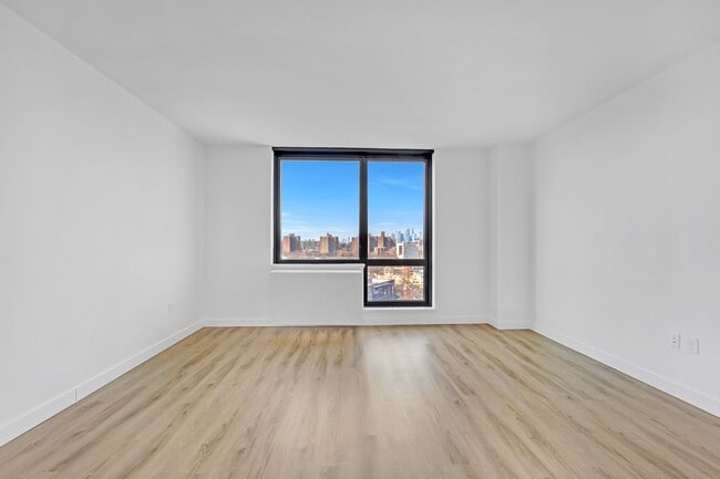 Photo - Woodside Central