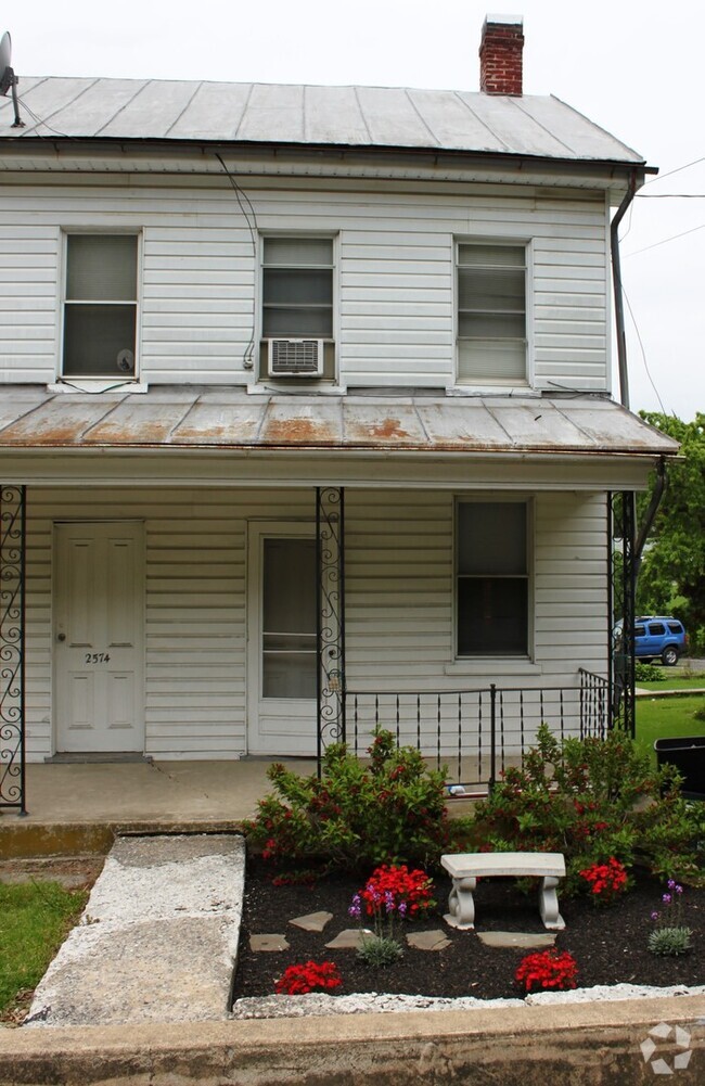 Building Photo - 2576 N Sherman St Rental