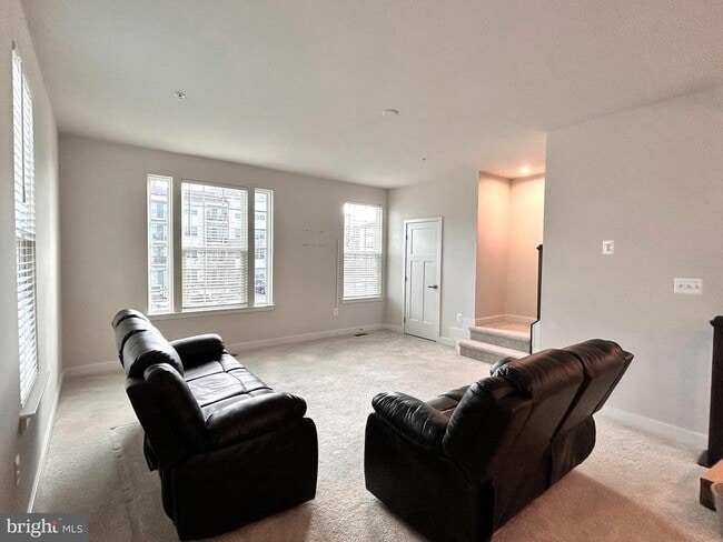 Photo - 16225 Picasso Aly