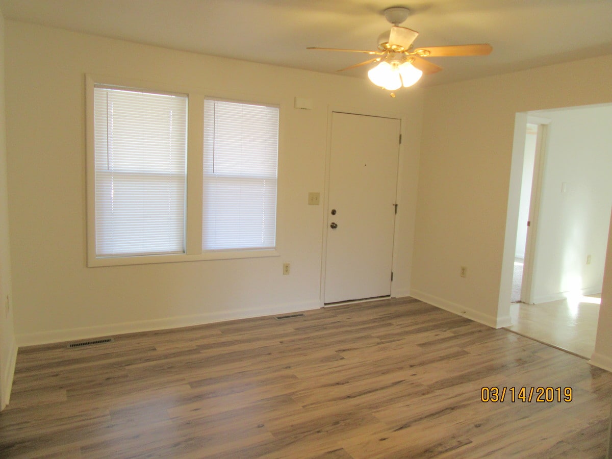 Sala de estar - 6414 Sheridan Rd Unidad Apartment 2 Upper