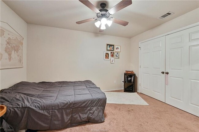 Photo - Available Aug 2026!! Great 3/3 Close to Everything!!