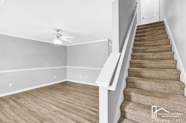 Photo - 141 Madison Pl