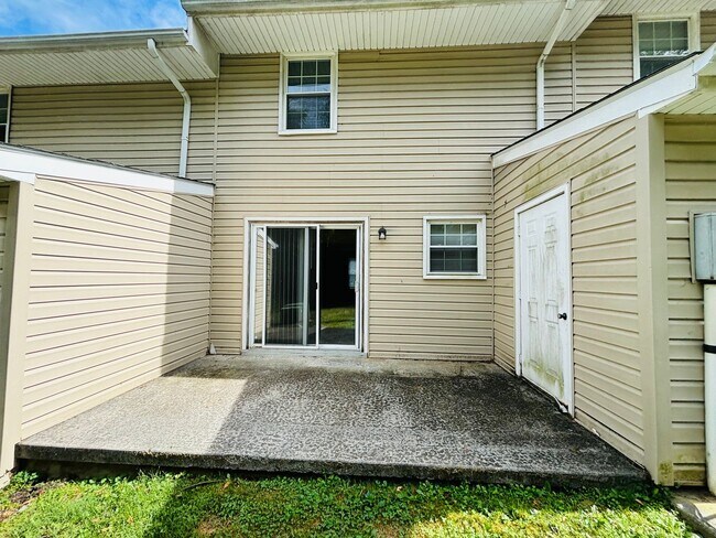 Photo - 2 Bedroom, 1.5 Bath Townhouse