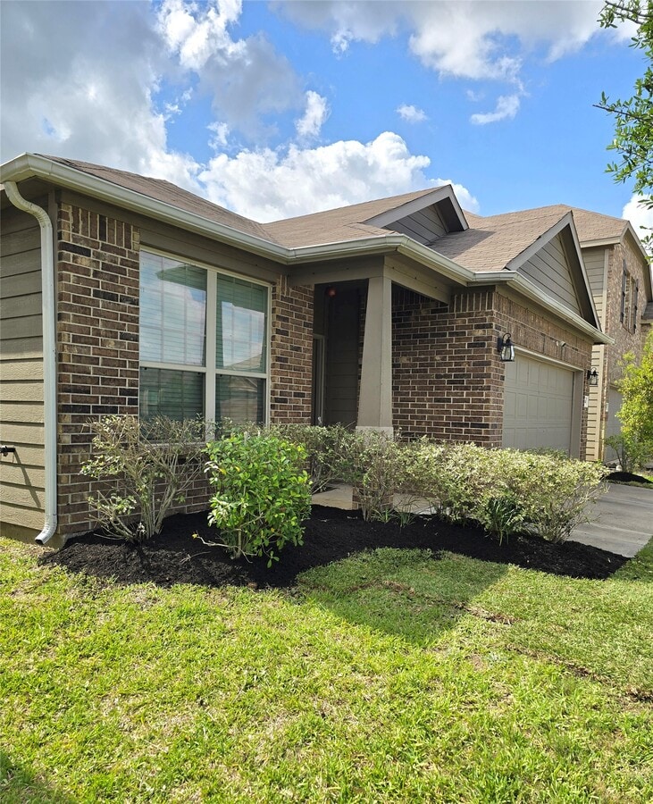 Photo - 2714 Summer Ln