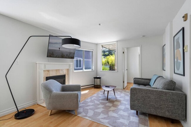 Photo - 1126 W 11th Ave Unit ID1051821P