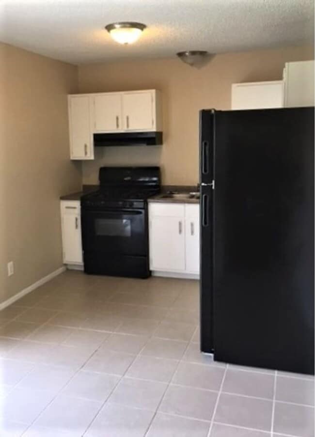 Photo - Oaks at Canterbury