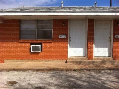 Photo - 1397 Cedar Crest Dr