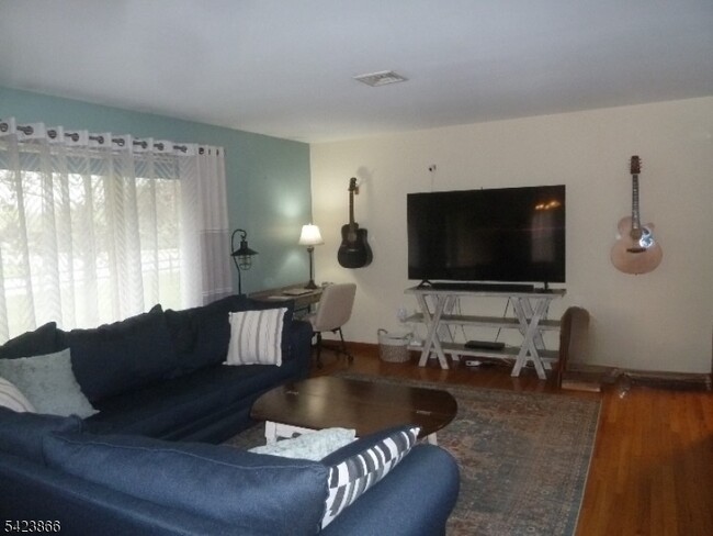 Photo - 72 Kennedy Rd