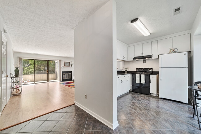 Photo - 2716 Schooner Ct