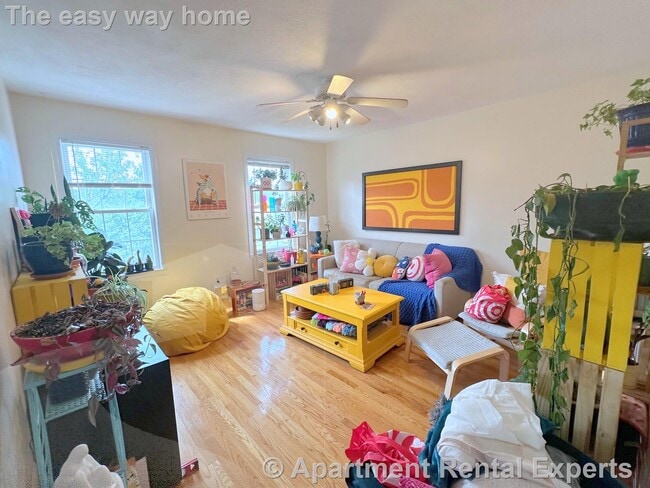 Photo - 286 Salem St