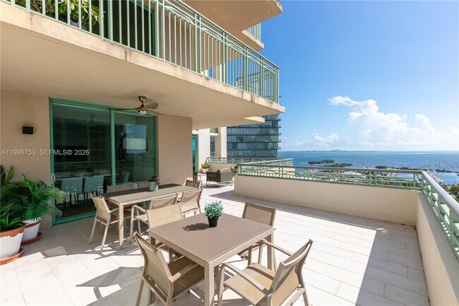 Photo - 3350 SW 27th Ave Unit 2002
