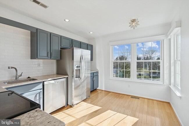 Photo - 28 Victoria Cir