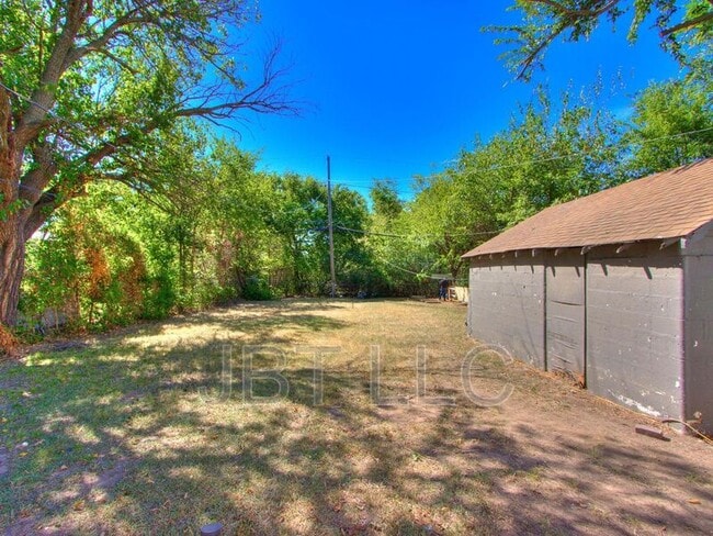 Photo - 314 W Peach St