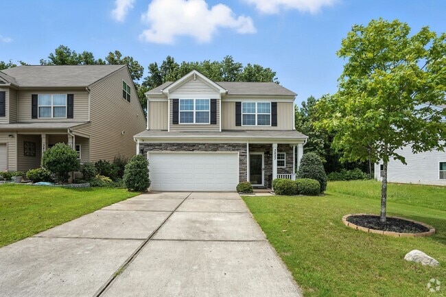 Building Photo - Beautifully Maintained 3-Bedroom Home with...