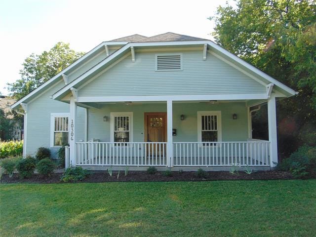 Photo - 10306 Country Club Dr
