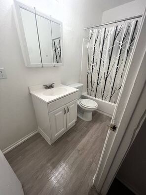 Photo - 5120 E Seneca Ave Unit A