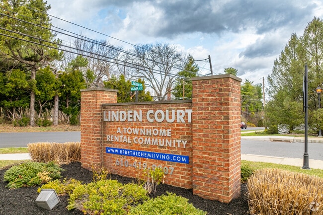 Photo - Linden Court