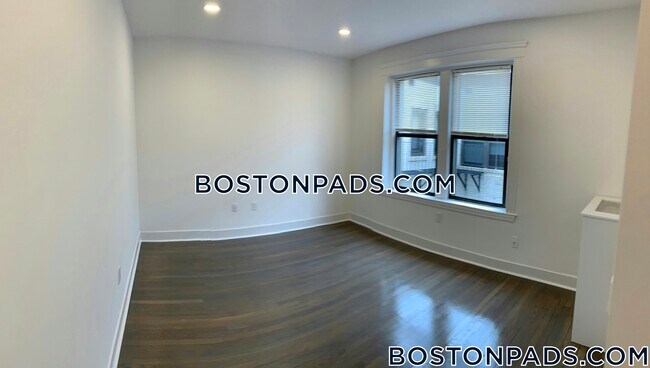 Photo - 11 Peterborough St Unit 21