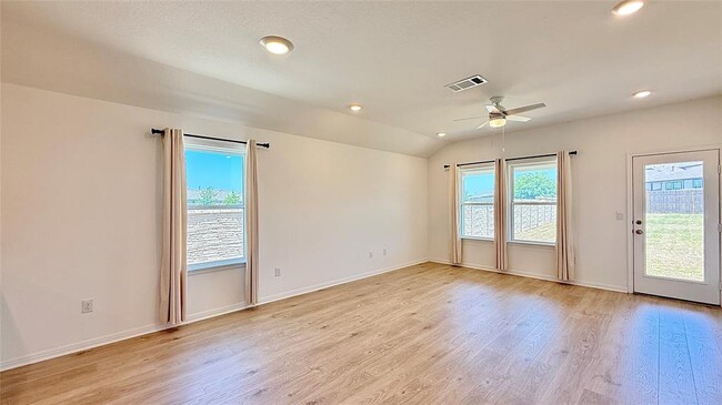 Photo - 792 Lake Sweetwater Ln