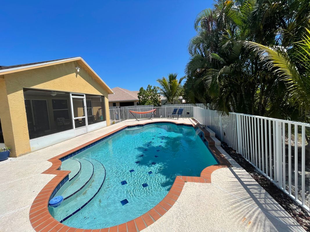 Photo - 562 SE Walters Terrace