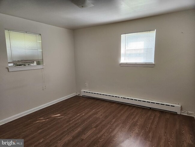 Photo - 8201 Houston Ct Unidad 1