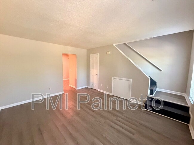 Photo - 1919 Tall Pines Cir Unit A