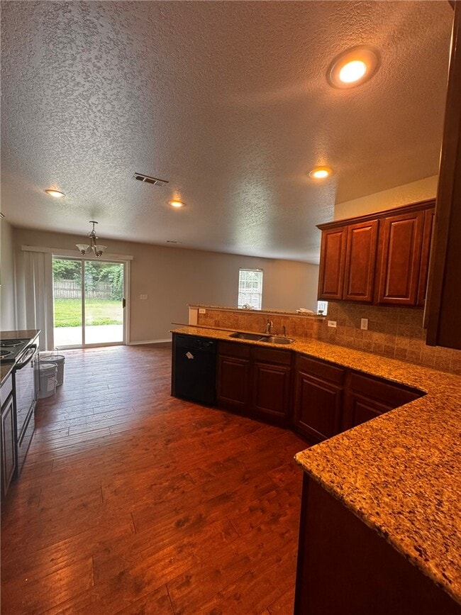 Photo - 11723 E Creek Ln