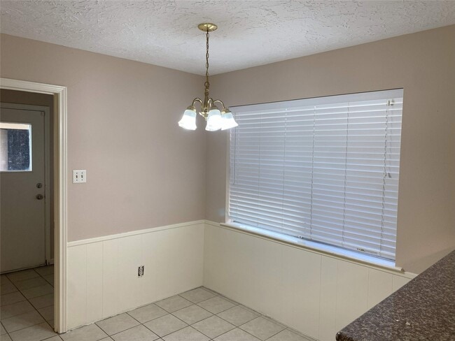 Photo - 3219 Ashmont Ln