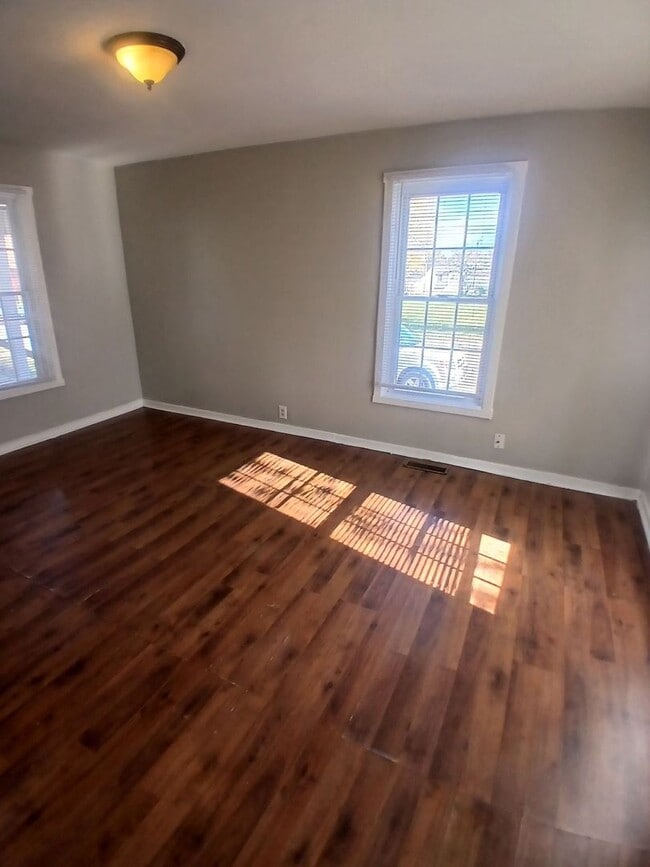 Photo - For Rent: 2BR/1BA Home in Muncie!