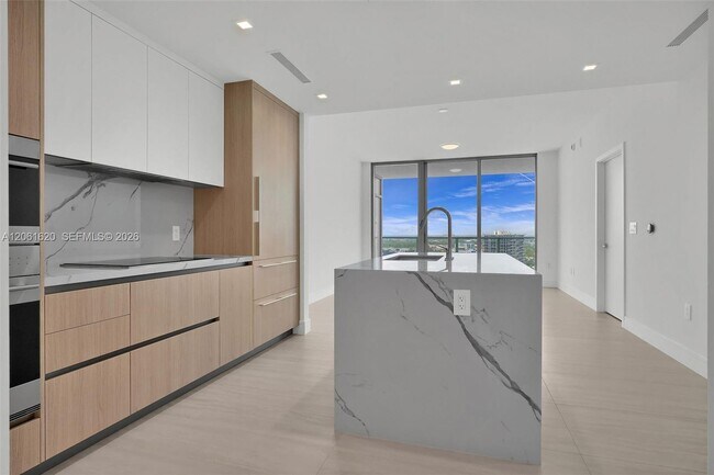Photo - 2411 Laguna Cir Unit 1807
