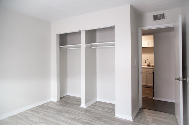 Photo - Creekside North Apartments