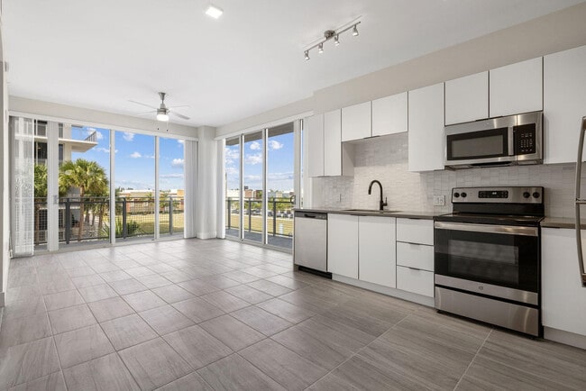 Photo - 120 N Compass Way Unit 338