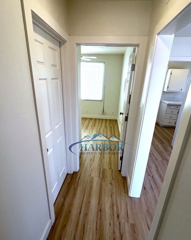 Photo - 1072 W 21st St Unit 1076
