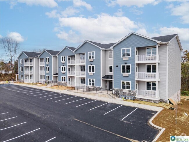 Building Photo - 948 N Front St Unit C-4 Rental