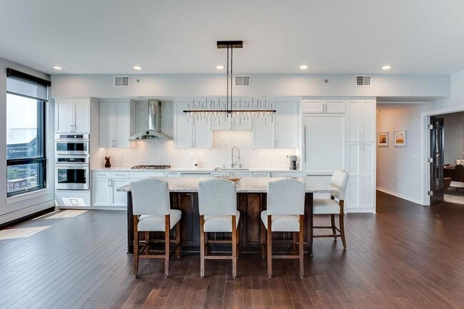 Photo - 1240 S 2nd St