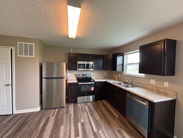 Photo - 833 Prescot Cir