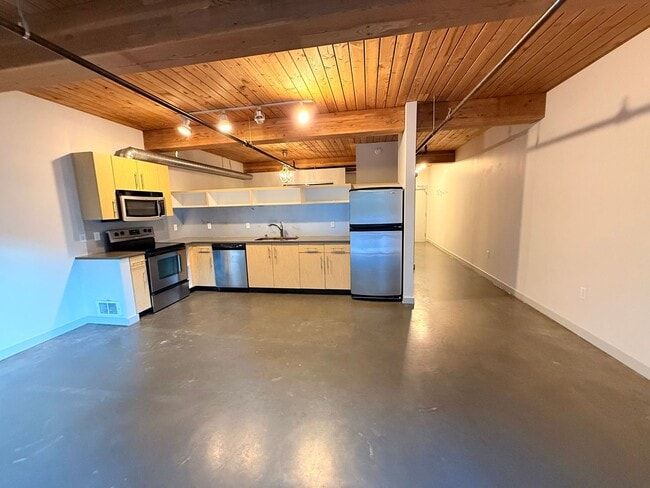 Photo - Veer Lofts Condominiums - South Lake Union Unit 216