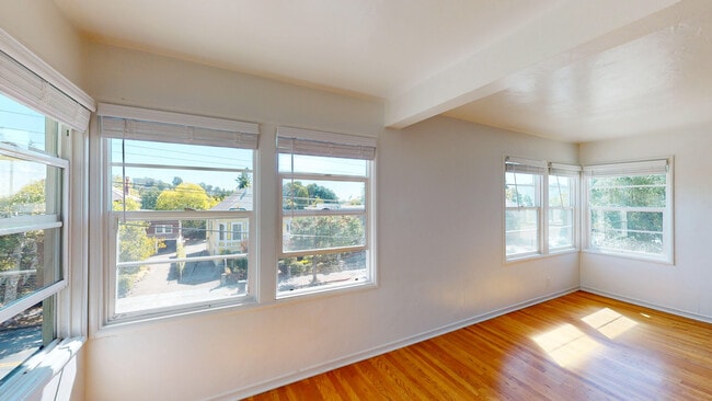 Building Photo - 1315 Lincoln Ave Unit 8 Rental