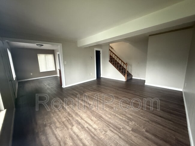 Photo - 1825 South Dr