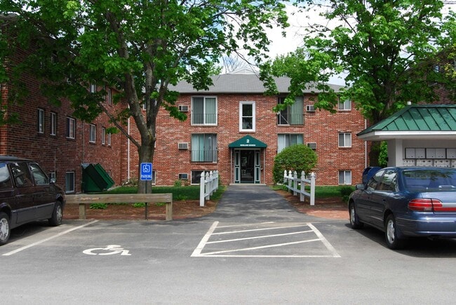 Photo - 93 West St Unit 14