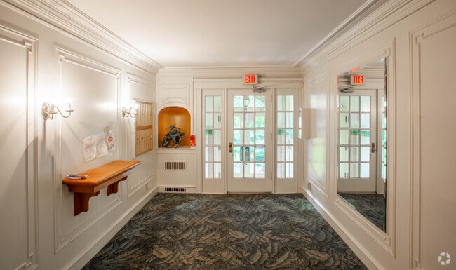 Entry Lobby - The Residences at Marchwood