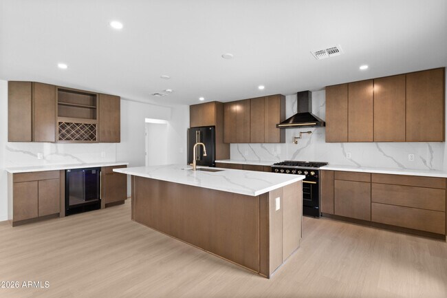 Photo - 10010 N 29th St