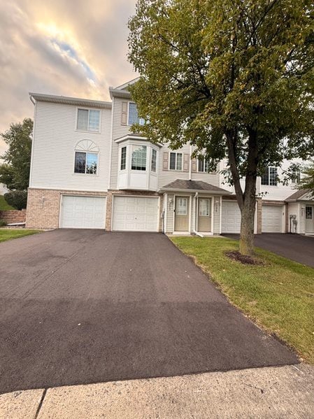 7013 Quantrelle Ave NE