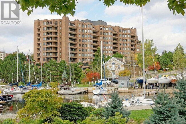 Photo - 100 Lakeshore Rd E Unit 1105